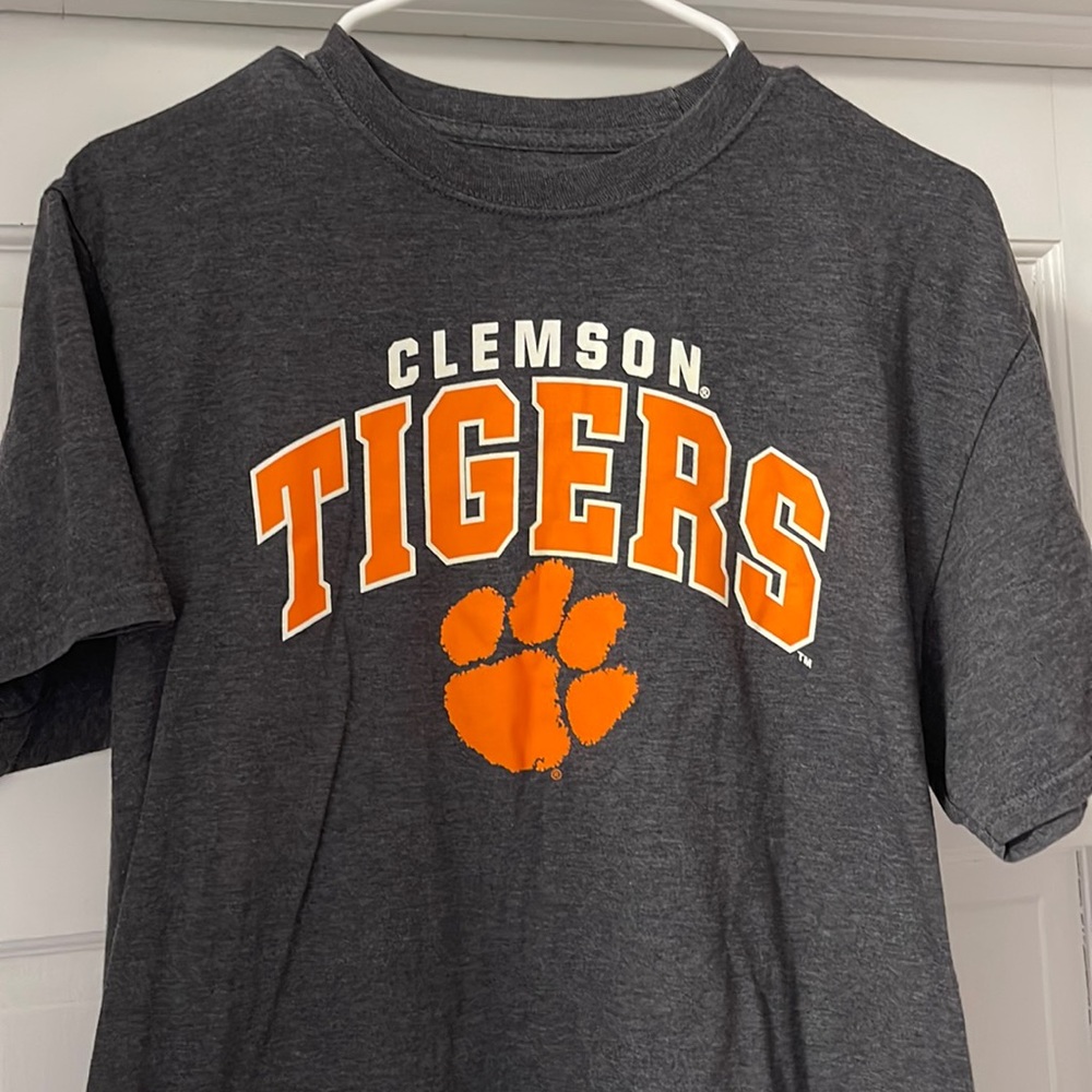 Clemson Tigers college tee